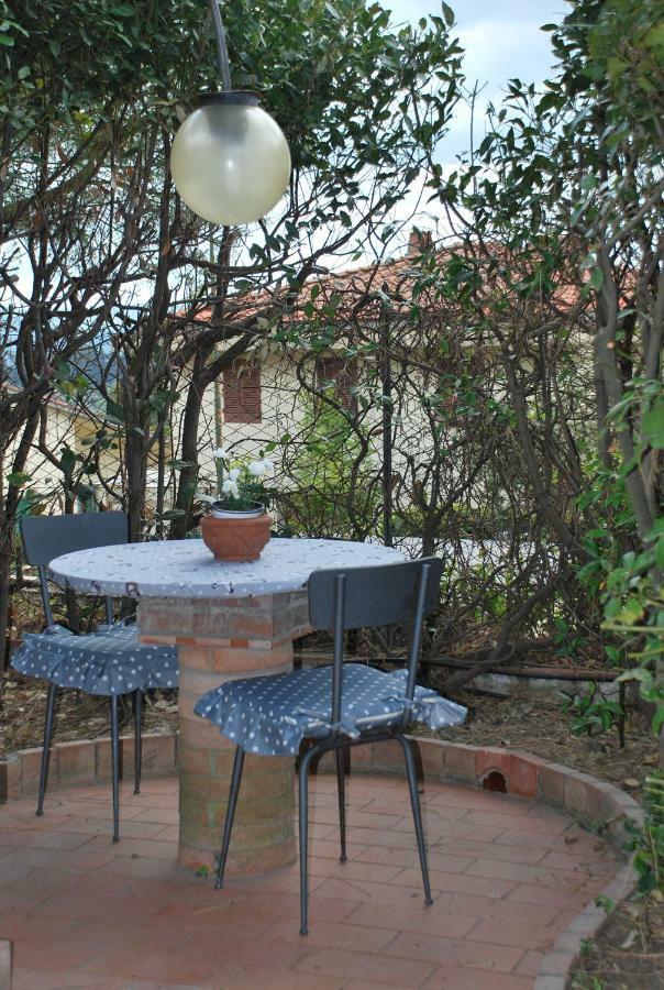 Апартаменты Casa Ai Pini Панцано Экстерьер фото